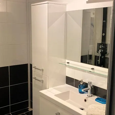 Attractive T2 Bis Through Ideally Located *