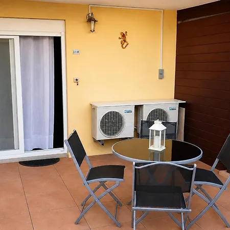 Appartement Attractive T2 Bis Through Ideally Located *